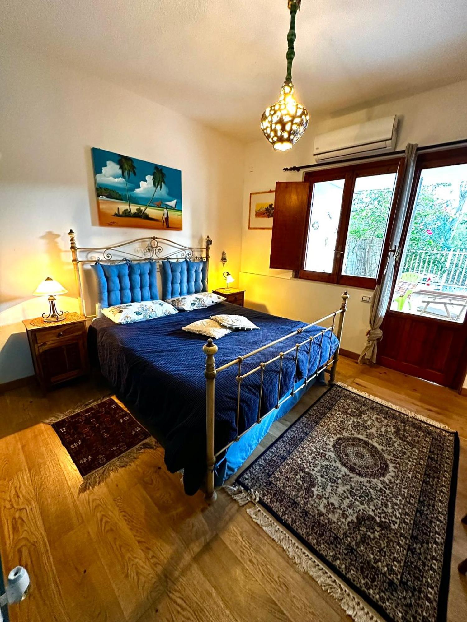 Апартаменты Casa Perciata - Locazione Turistica Монделло Экстерьер фото