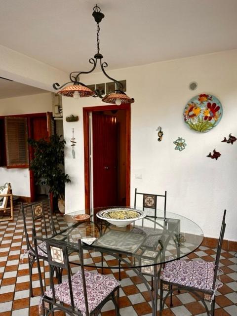 Апартаменты Casa Perciata - Locazione Turistica Монделло Экстерьер фото